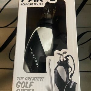 Black and White Golf Club Pen Set